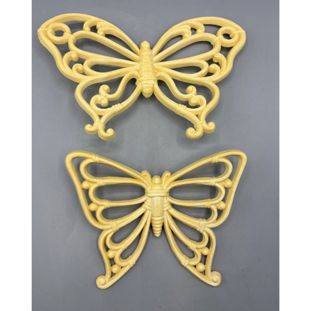 Vtg Homco Beige Yellow Wicker Style Butterflies 2 Pc Wall‎ Decor